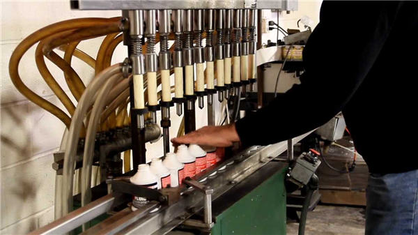 Yüksək keyfiyyətli Avtomatik tualet ağartma doldurma maşını